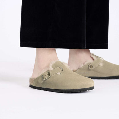 Boston en fourrure d’agneau